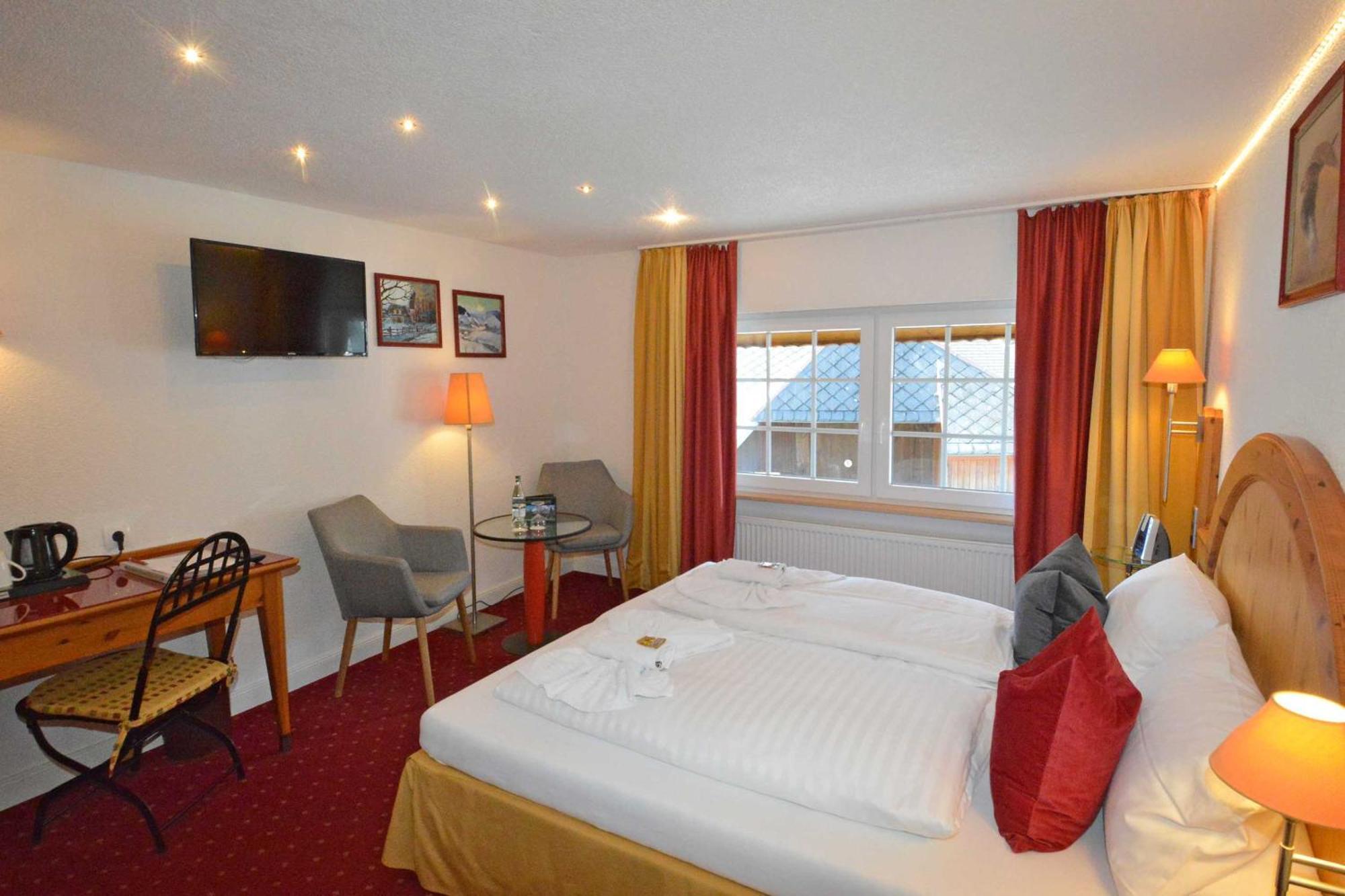 Hotel Hirschen Menzenschwand-Hinterdorf المظهر الخارجي الصورة